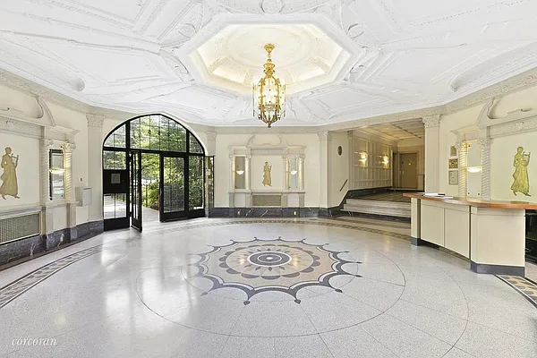 Sold by Owner | media 8