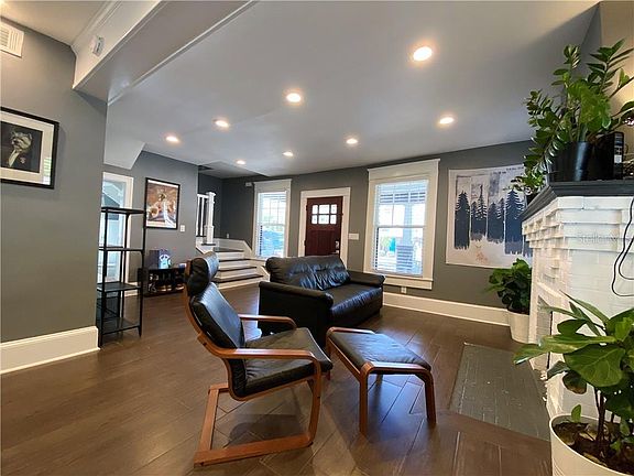 4th image of 3502 W Obispo St