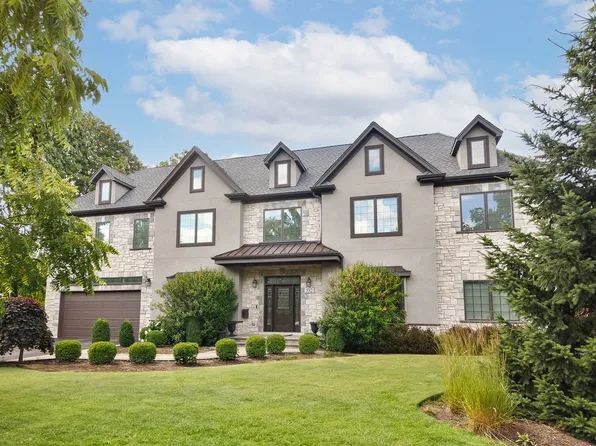 532 Appletree Ln, Deerfield, IL 60015