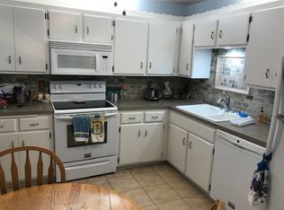 5140 102nd St W #202, Bloomington, MN 55437