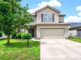 3927 Augusta Rd, Miamisburg, OH 45342