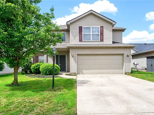 3927 Augusta Rd, Miamisburg, OH 45342