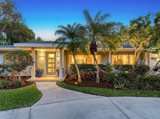 1735 Flower Dr, Sarasota, FL 34239