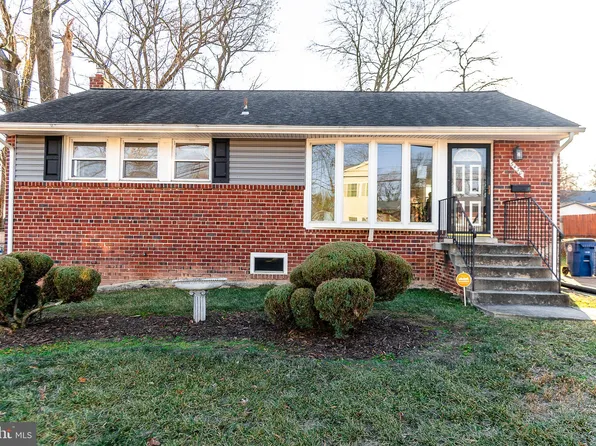 6430 Fairbanks St, Hyattsville, MD 20784