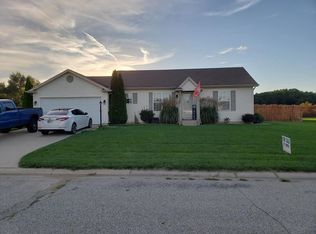 56629 Christopher Ln, Elkhart, IN 46516