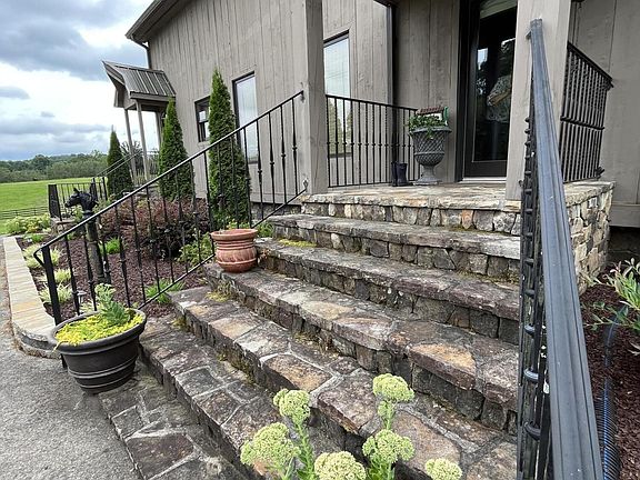 5th image of 7074 Dalton Pike SE