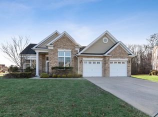 1 Kittredge Ct, Freehold, NJ 07728