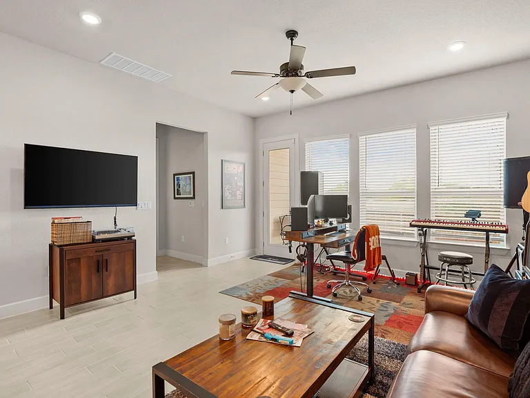 12810 Stanford Dr — Photo 14