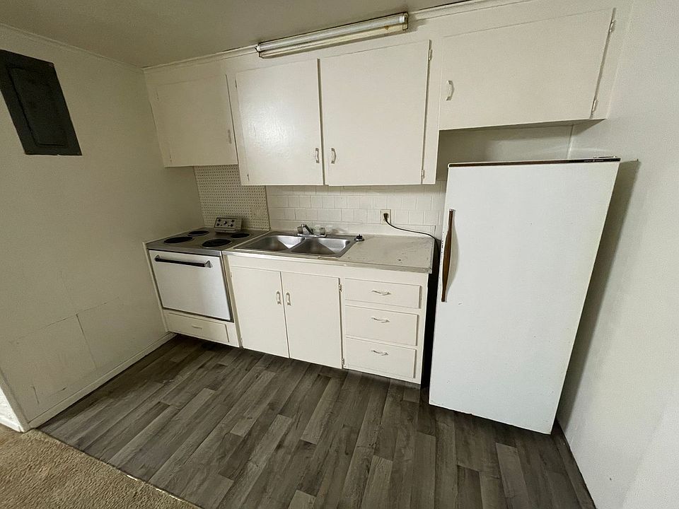 1st image of 1455 McPherson Ave APT 21