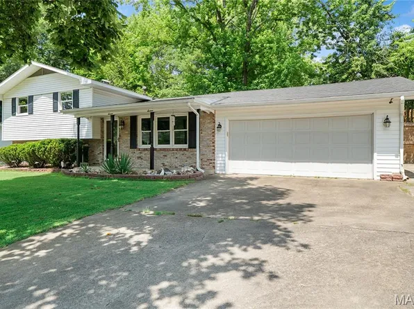 1616 Bel Air Dr, Cape Girardeau, MO 63701