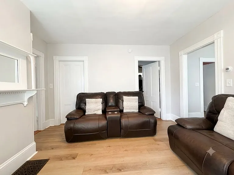 117 Winter St — Photo 10