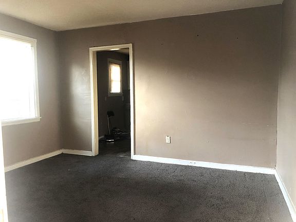 3rd image of 2500 Hanwood Ave