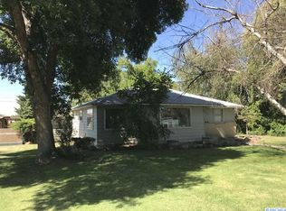1203 Glen St, Grandview, WA
