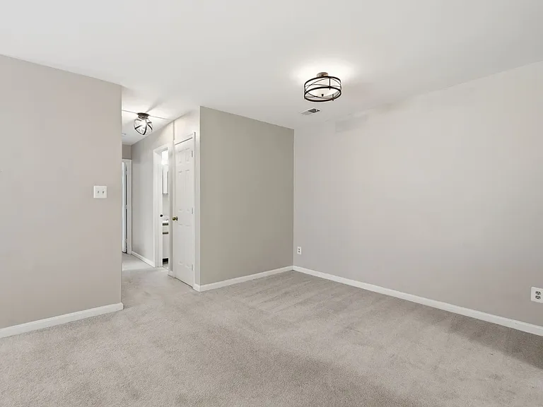 2822 Lee Oaks Pl #101 — Photo 5