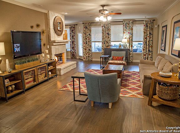 4th image of 3133 Soledad Ln