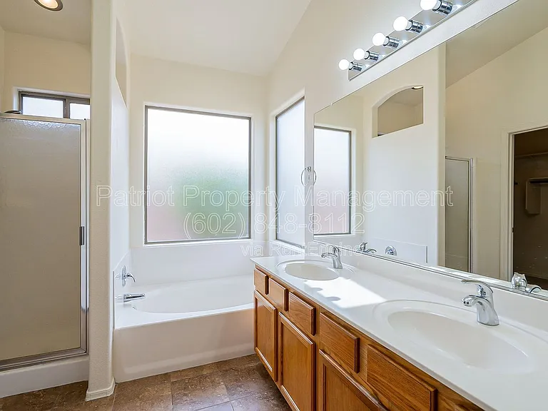 3536 E San Pedro Ave — Photo 25