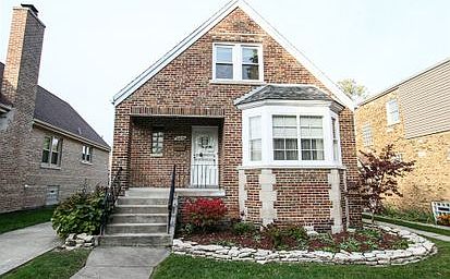3rd image of 10234 S Artesian Ave