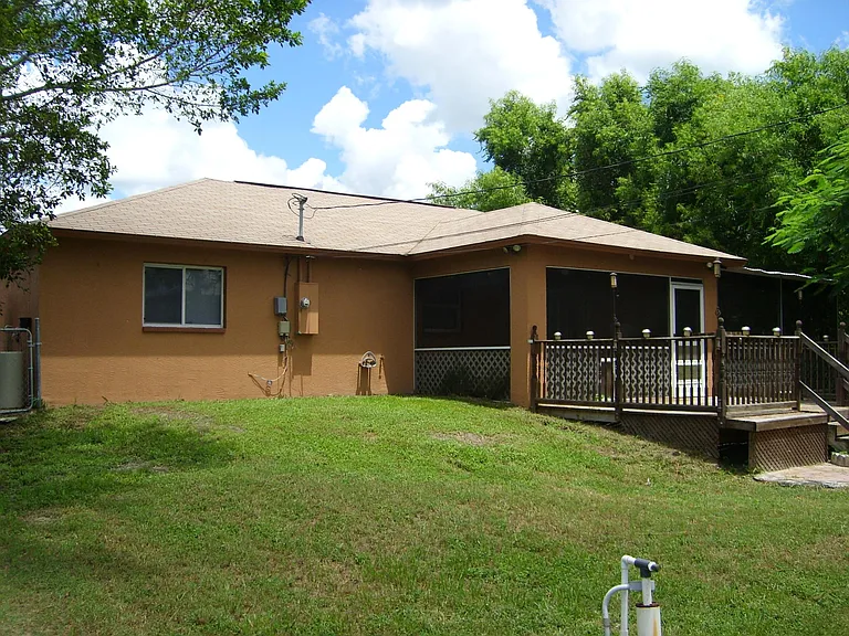 8462 Trillium Rd — Photo 3