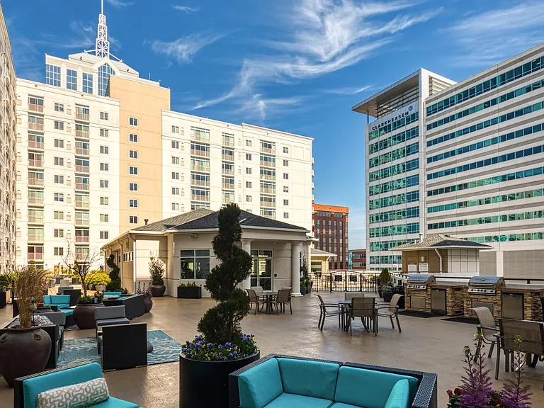 Spectacular city views from The Cosmopolitan rooftop sundeck