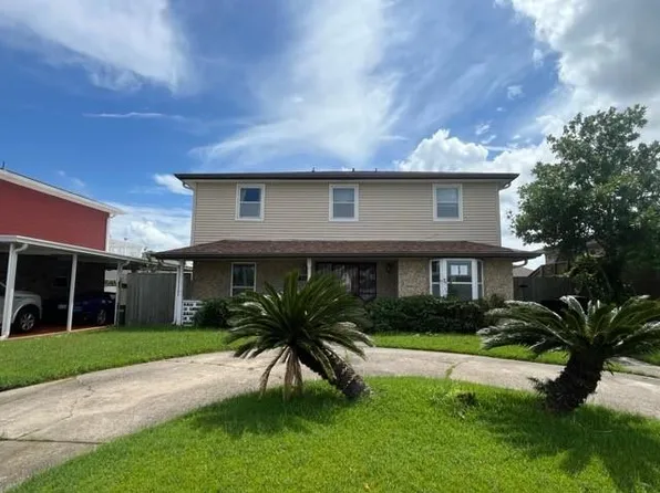 7140 W Renaissance Ct, New Orleans, LA 70128