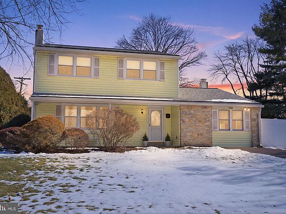 2nd image of 1460 Cathys Ln