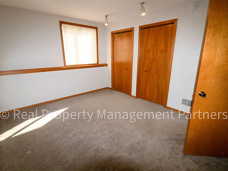4745 Circle Shore Dr SE — Photo 7