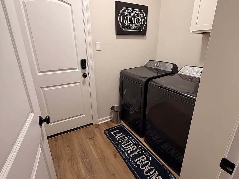 331 Weaver Way — Photo 23