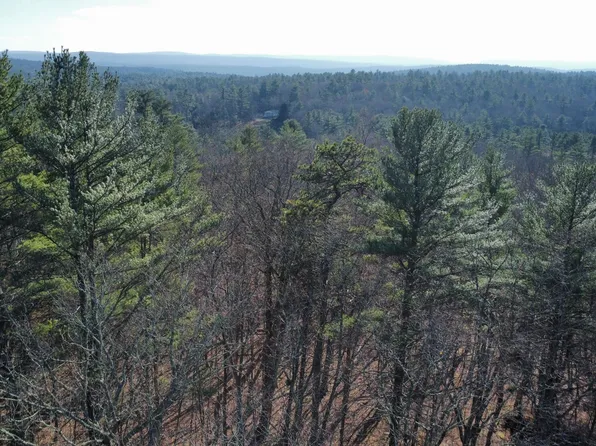 216 Kiesel Rd, Milford, PA 18337