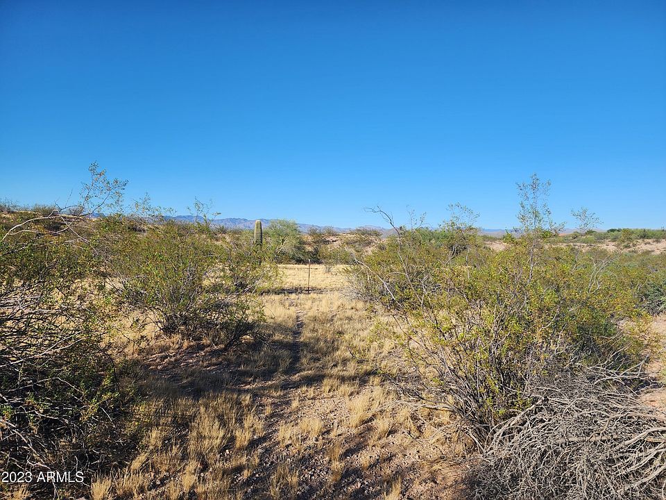 1st image of 2360 LUPINE Lane #8