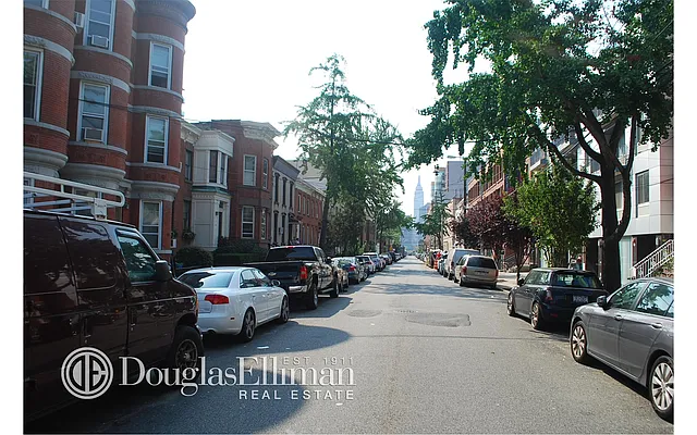 Rented by Douglas Elliman | media 28