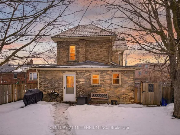 14A Zina St, Orangeville, ON L9W 1E3