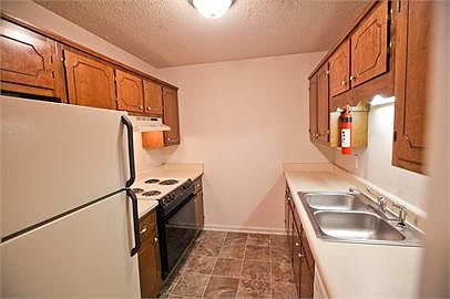 1st image of 1263 Parkway Pl APT B