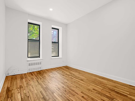 5th image of 26 W 131st St APT 1C