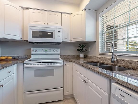 5th image of 205 46th Avenue Ter W APT 428
