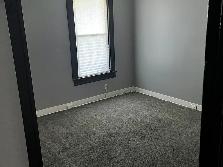 611 N Ashburton St — Photo 12