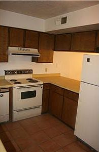 2nd image of 12600 Copperwood Dr NE