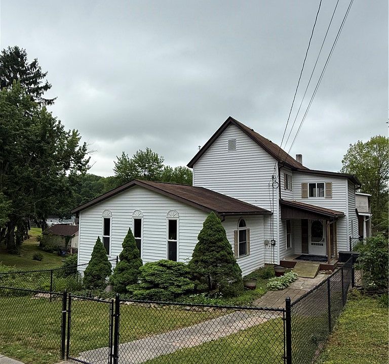 1st image of 125 Ayers Ave