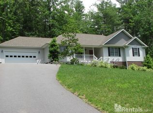 24 Morning Mist Ln, Asheville, NC 28805