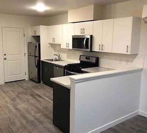 3rd image of 1714 Columbia St APT 3