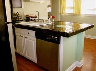 1628 W 80th St, Los Angeles, CA 90047