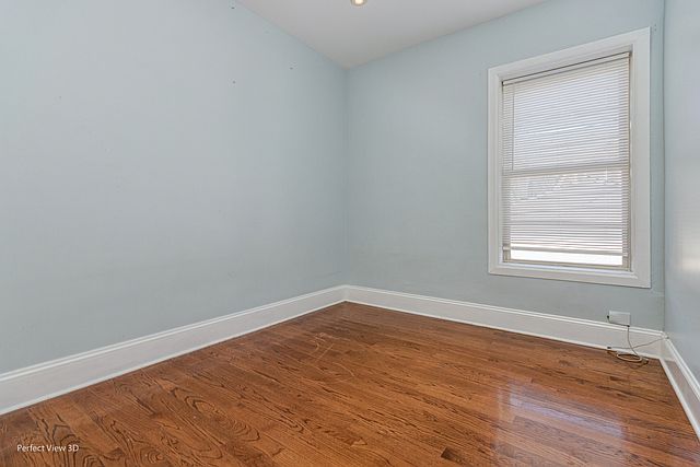 1st image of 3733 N Saint Louis Ave APT 1R