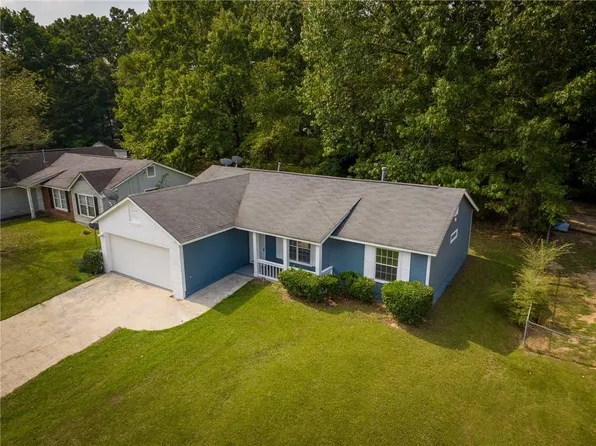 10321 Wisteria Ln, Jonesboro, GA 30238