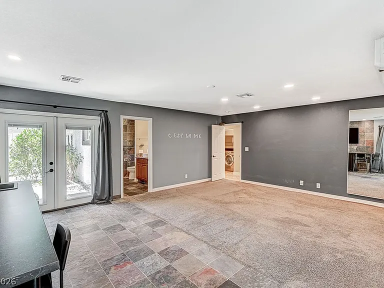 4153 Woodcrest Rd — Photo 32