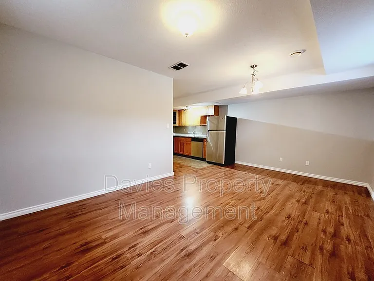 BASEMENT 122nd St NW #12124 — Photo 4