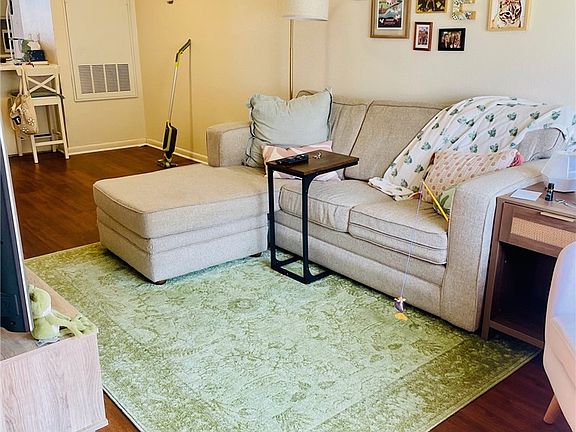 4th image of 922 Spring Loop APT A