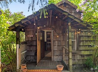 7493 2nd St, Concrete, WA 98237