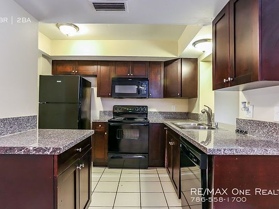 2nd image of 560 NW 43rd Ave