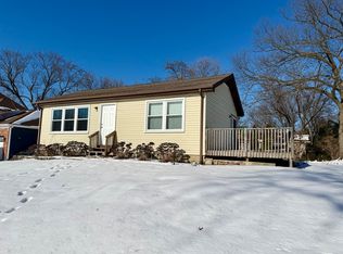 2504 59th St, Downers Grove, IL 60516