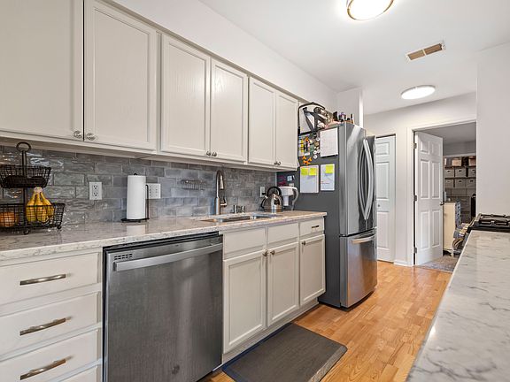 4th image of 316 56th St Unit 103