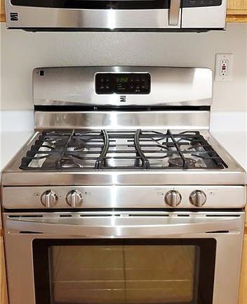 5th image of 2928 Kensington St